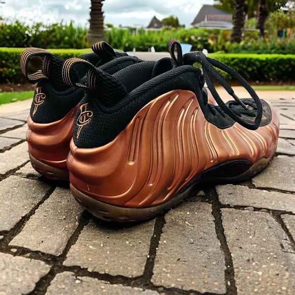 Nike Copper Foamposite Shoes. Size 13. - Picture 7 of 10